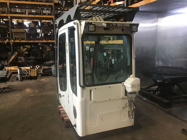 Liebherr Cabin - Cab and interior: picture 5 Liebherr Cabin - Cab and interior: picture 5