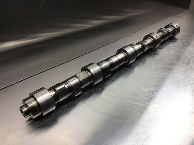 Liebherr Camshaft D904/D914/D924 - Camshaft: picture 2 Liebherr Camshaft D904/D914/D924 - Camshaft: picture 2