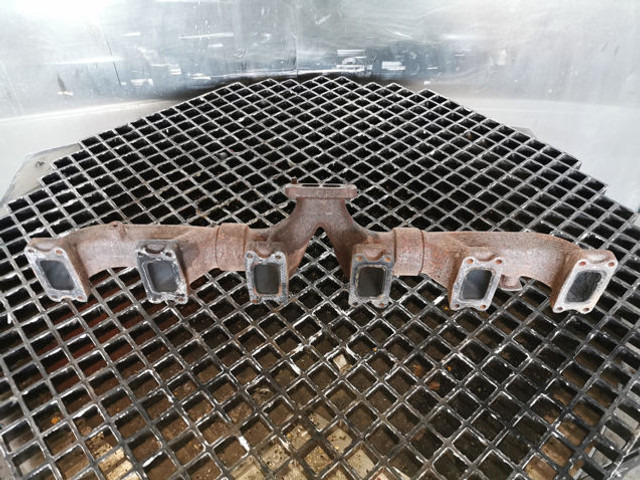 Liebherr Exhaust Pipe - Exhaust pipe: picture 3 Liebherr Exhaust Pipe - Exhaust pipe: picture 3