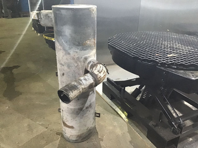 Liebherr Exhaust Silencer - Muffler: picture 3 Liebherr Exhaust Silencer - Muffler: picture 3