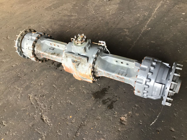 Liebherr Front Axle - Axle and parts: picture 1 Liebherr Front Axle - Axle and parts: picture 1