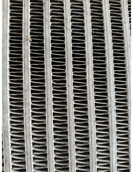 Liebherr Intercooler - Radiator: picture 3 Liebherr Intercooler - Radiator: picture 3