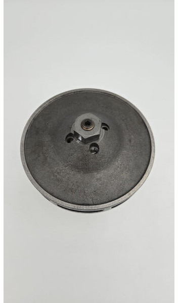 Liebherr New, aftermarket water pump 9077687 - Coolant pump: picture 2 Liebherr New, aftermarket water pump 9077687 - Coolant pump: picture 2