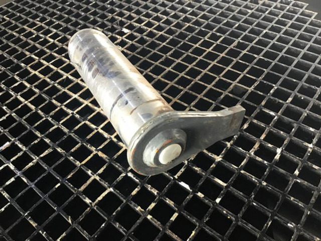 Engine and parts Liebherr Pin 100x380x330: picture 13