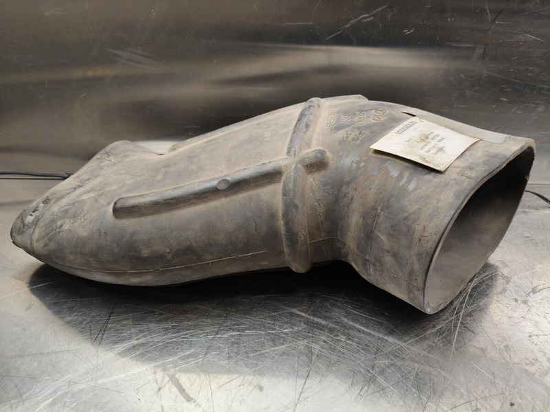 Liebherr R954C - Air intake pipe: picture 1 Liebherr R954C - Air intake pipe: picture 1