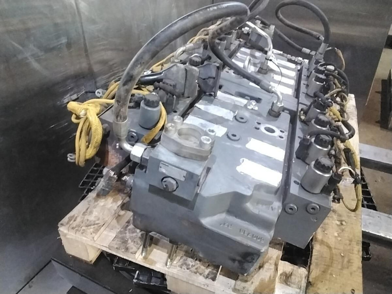 Liebherr R974 HD / R974 Li / R974B / R974B HD Litronic / R974C - Hydraulics: picture 1 Liebherr R974 HD / R974 Li / R974B / R974B HD Litronic / R974C - Hydraulics: picture 1