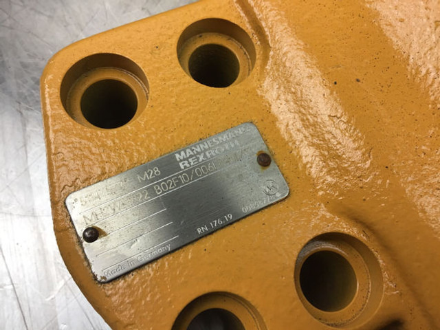 Liebherr Shuttle Valveblock - Valve: picture 4 Liebherr Shuttle Valveblock - Valve: picture 4