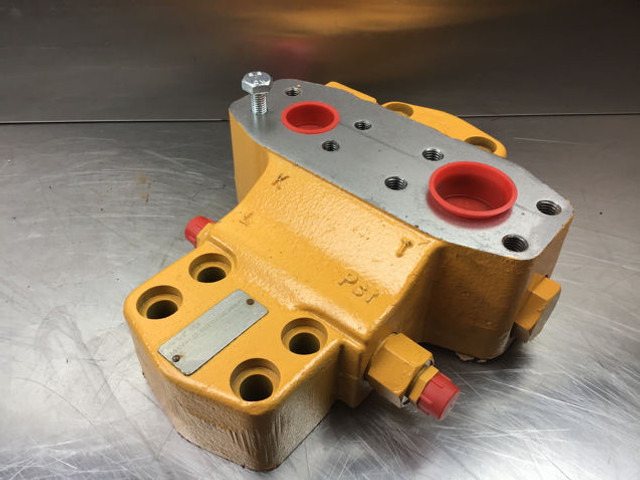Liebherr Shuttle Valveblock - Valve: picture 2 Liebherr Shuttle Valveblock - Valve: picture 2