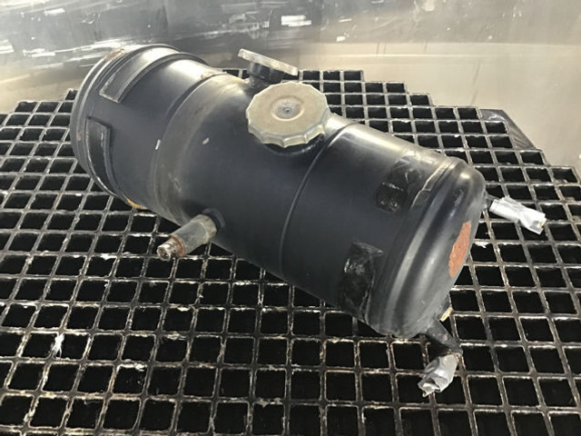 Expansion tank Liebherr Tank: picture 10