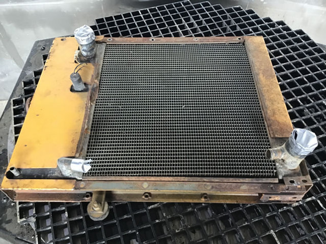 Liebherr Watercooler - Coolant pump: picture 1 Liebherr Watercooler - Coolant pump: picture 1