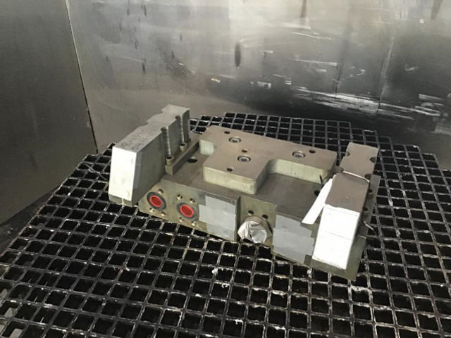Spare parts Liebherr Fuel Tank: picture 17