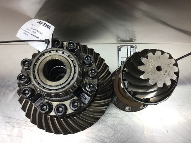 ZF Differential - Differential gear: picture 2 ZF Differential - Differential gear: picture 2