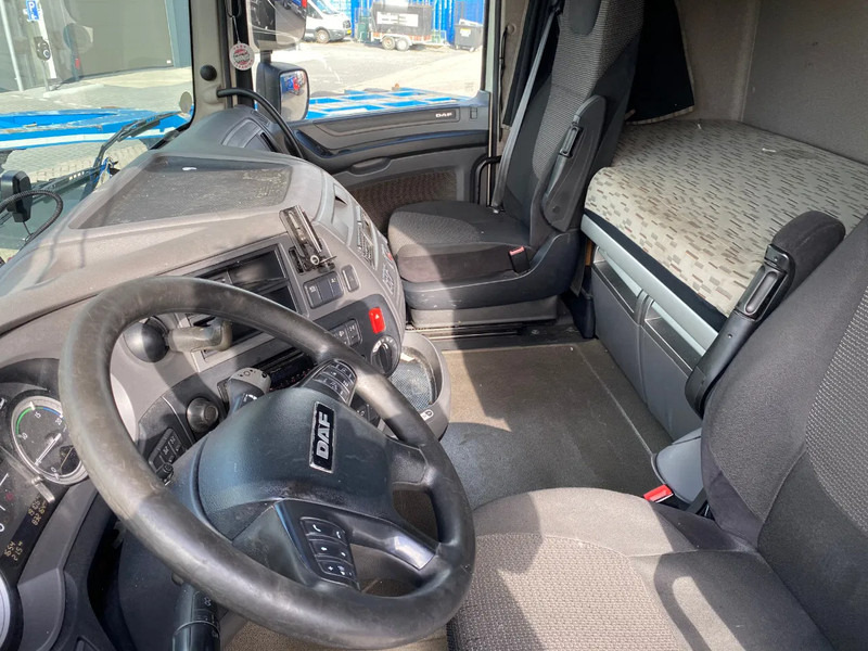 Tractor unit DAF XF 106.440 SC / ADR / Stand Airco / PTO: picture 7
