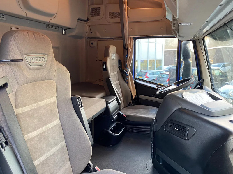 Tractor unit Iveco Stralis 460 / 2x Tank / Automatic: picture 9 Tractor unit Iveco Stralis 460 / 2x Tank / Automatic: picture 9