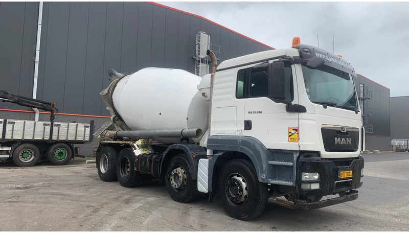 MAN TGS 35.360 MIXER + KOELKAST - Concrete mixer truck: picture 3 MAN TGS 35.360 MIXER + KOELKAST - Concrete mixer truck: picture 3