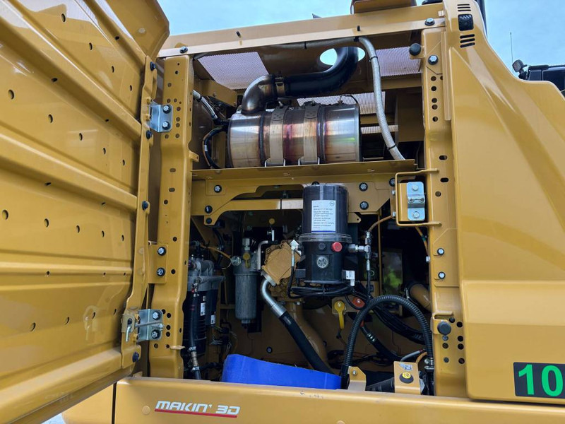 Excavator Cat 323 SLR: picture 16