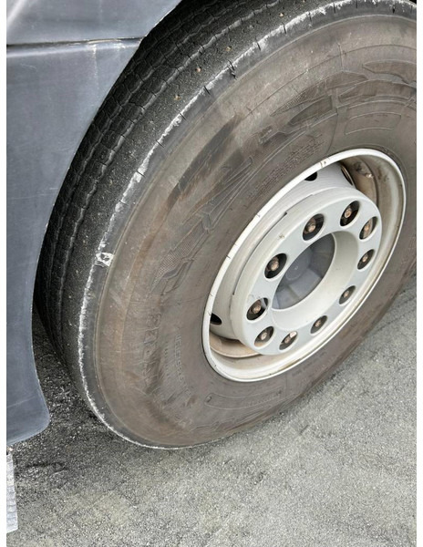 Concrete mixer truck Volvo FMX 540: picture 17