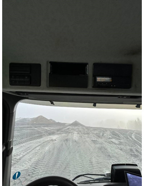 Concrete mixer truck Volvo FMX 540: picture 20