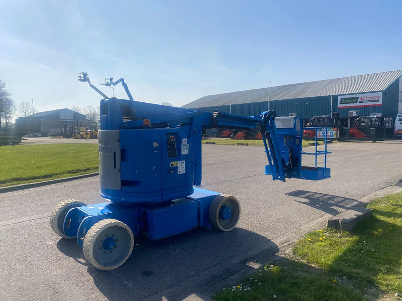 Genie Z-34/22N - Articulated boom: picture 4 Genie Z-34/22N - Articulated boom: picture 4