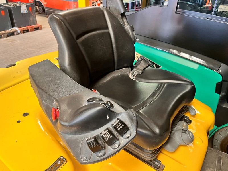 Electric forklift Hyster J2.5XN: picture 11