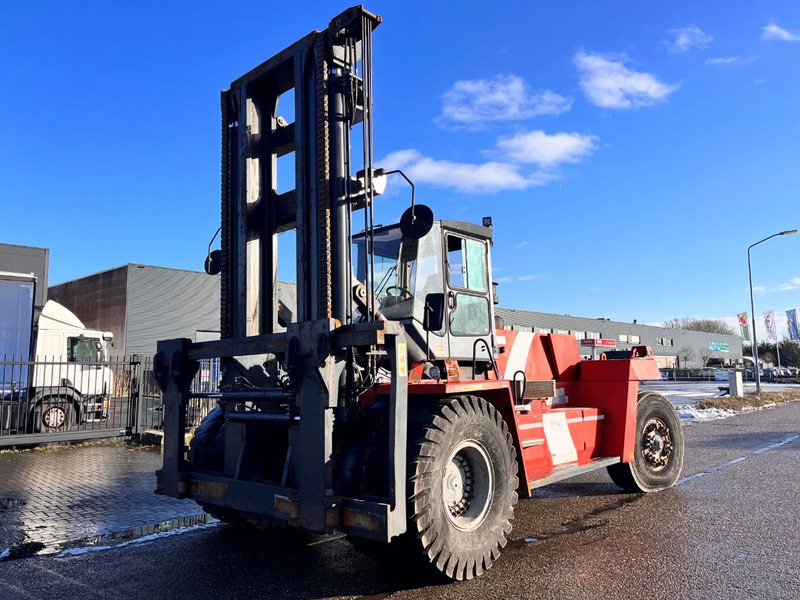 Kalmar DCD 320-12 LB - Diesel forklift: picture 4 Kalmar DCD 320-12 LB - Diesel forklift: picture 4