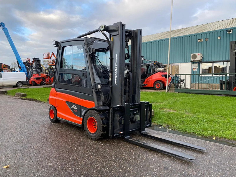 Linde E35L-01 - Electric forklift: picture 3 Linde E35L-01 - Electric forklift: picture 3