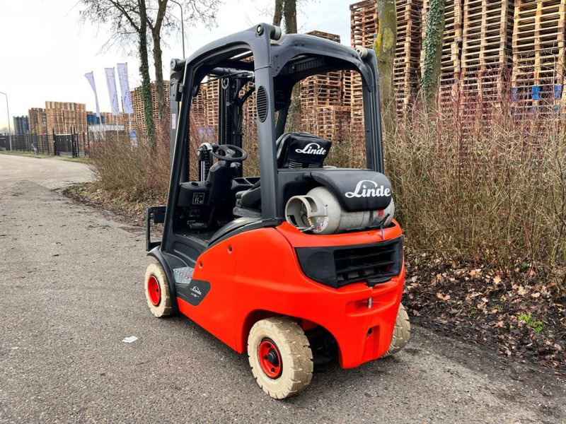 Linde H18T-01 - LPG forklift: picture 5 Linde H18T-01 - LPG forklift: picture 5