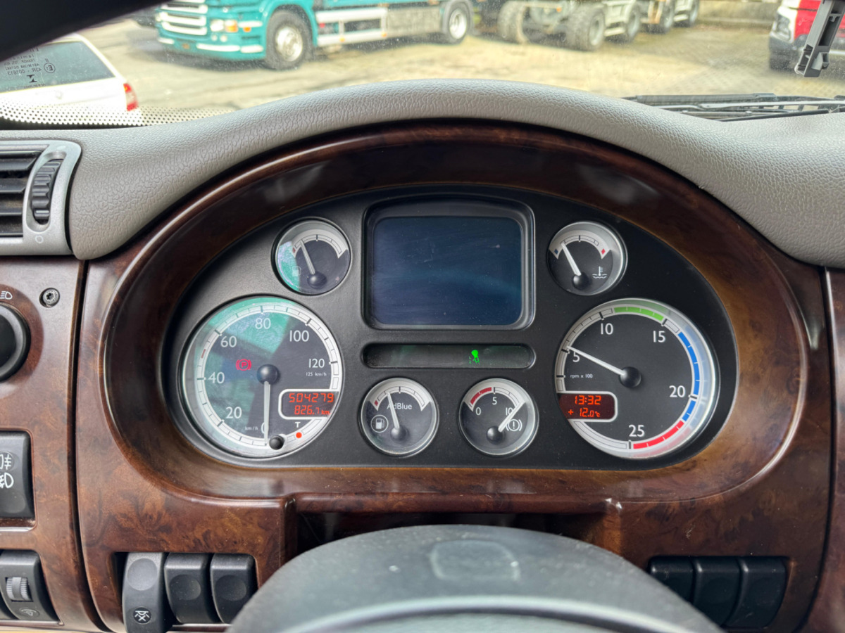 Livestock truck DAF CF410 4x2: picture 18