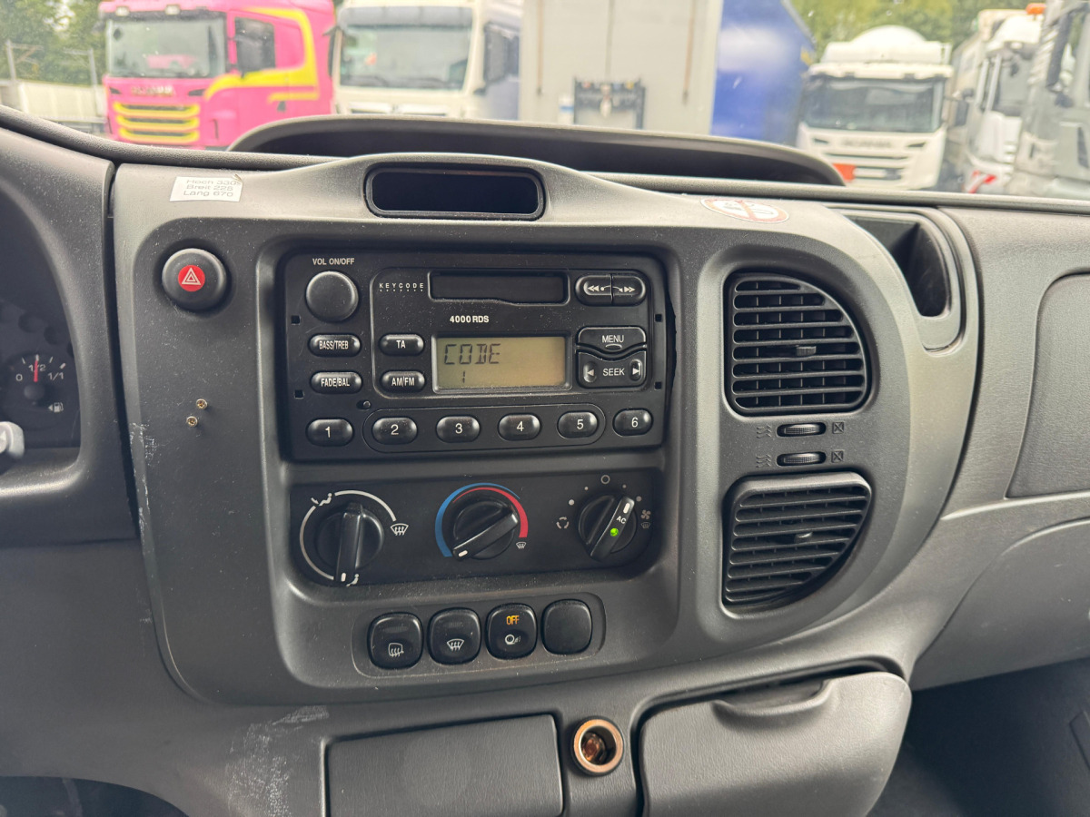 Curtain side van FORD Transit 350L TDCI Hebebühne: picture 11