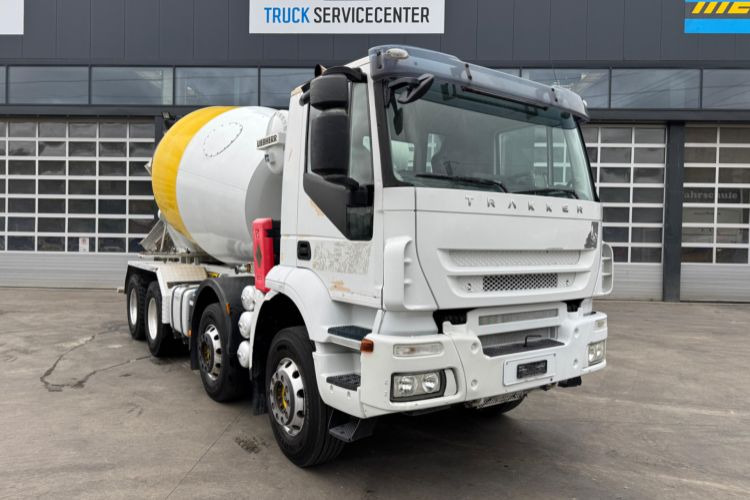 Iveco Trakker 450 8x4 (Liebherr 9m3 2018) - Concrete mixer truck: picture 3 Iveco Trakker 450 8x4 (Liebherr 9m3 2018) - Concrete mixer truck: picture 3