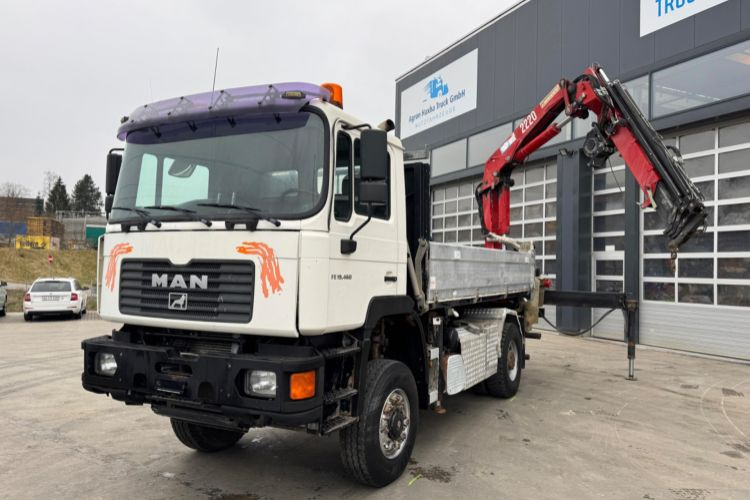 MAN 19.464 4x4 mit Kran HMF 2220-4 - Crane truck, Dropside/ Flatbed truck: picture 1 MAN 19.464 4x4 mit Kran HMF 2220-4 - Crane truck, Dropside/ Flatbed truck: picture 1