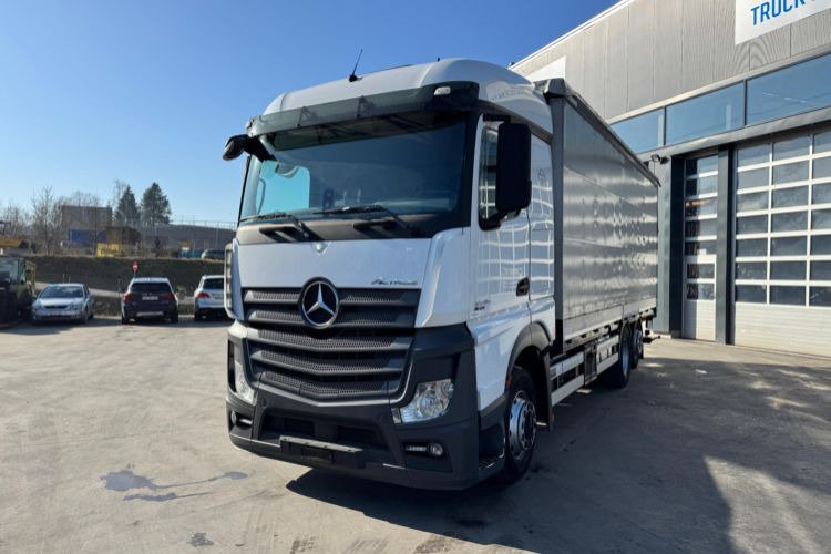 Mercedes-Benz Actros 2545 6x2 - Curtainsider truck: picture 1 Mercedes-Benz Actros 2545 6x2 - Curtainsider truck: picture 1