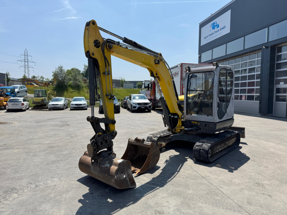 Crawler excavator NEUSON 6003: picture 1