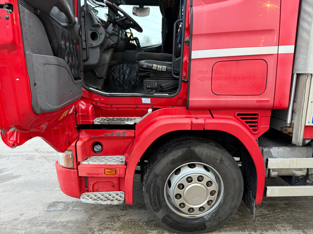 Curtainsider truck SCANIA 164 580 V8 4x2: picture 11