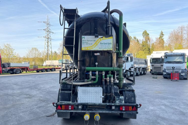 Spitzer Silo 37m3 - Silo semi-trailer: picture 5 Spitzer Silo 37m3 - Silo semi-trailer: picture 5