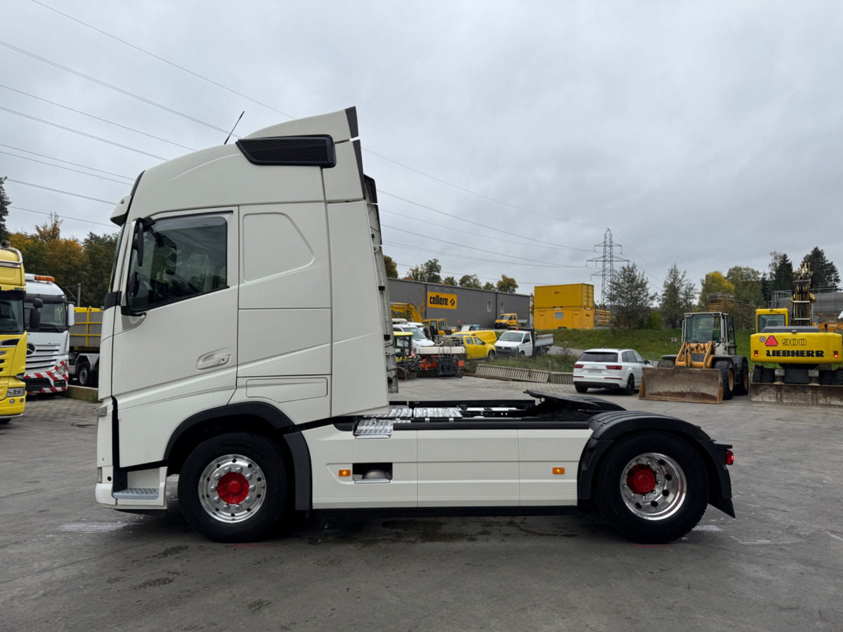 Tractor unit VOLVO FH-460 4x2: picture 8