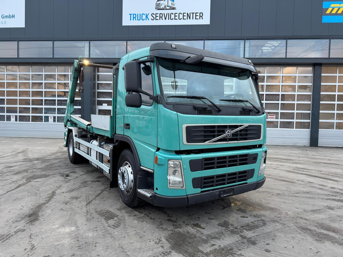 VOLVO FM-400 4x2 UT GIGANT 18T - Skip loader truck: picture 3 VOLVO FM-400 4x2 UT GIGANT 18T - Skip loader truck: picture 3