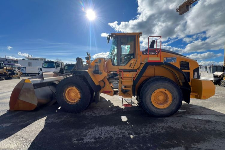 Wheel loader Volvo L180H: picture 13
