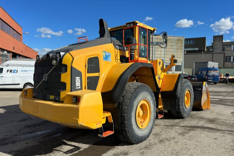 Wheel loader Volvo L180H: picture 12