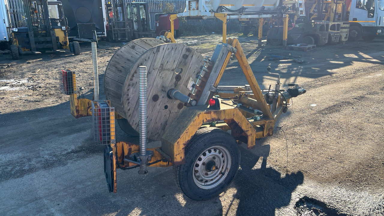 CABLE TRAILER - Construction equipment: picture 4 CABLE TRAILER - Construction equipment: picture 4