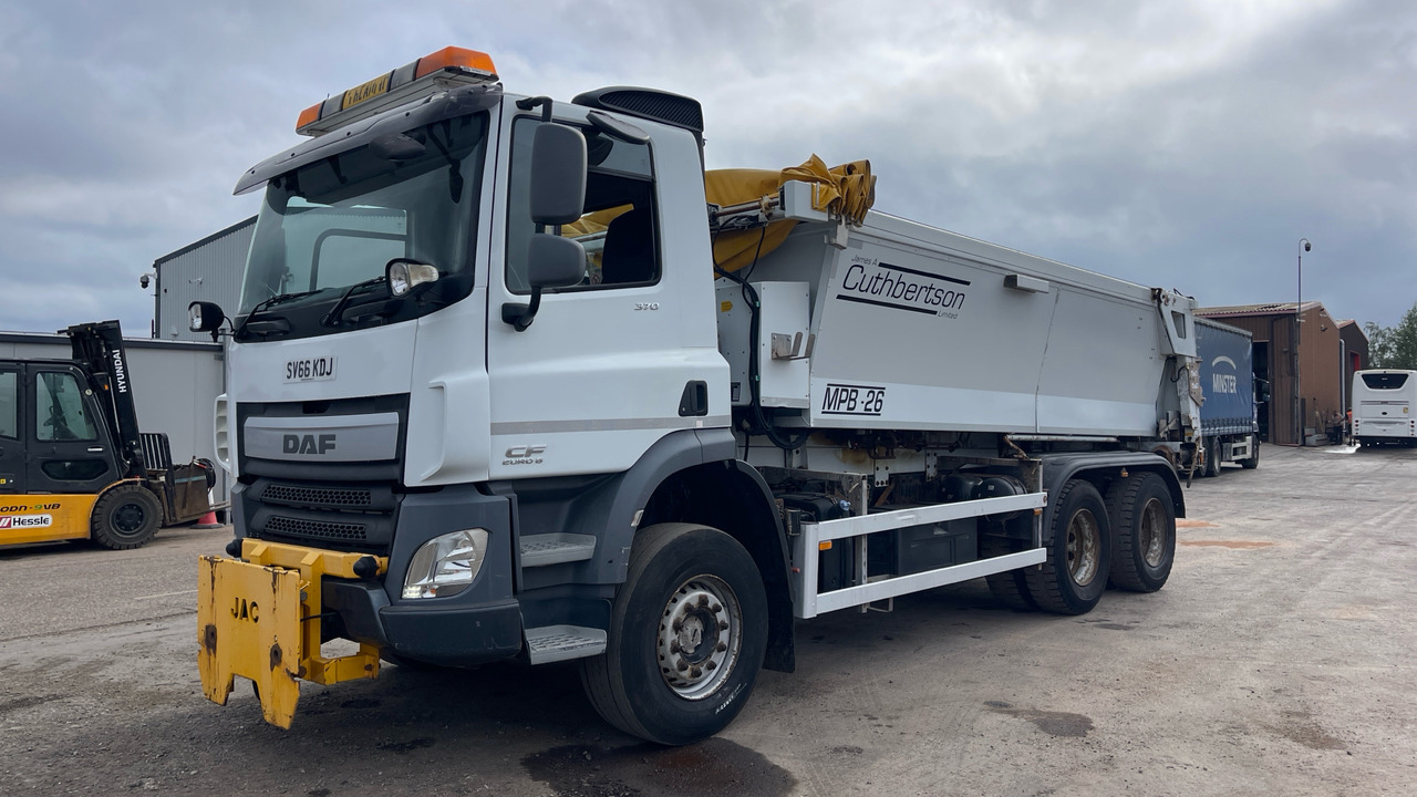 DAF CF 370 - Tipper: picture 2 DAF CF 370 - Tipper: picture 2