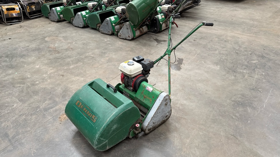 DENNIS FT20 PEDESTRIAN CYLINDER MOWER NO UNIT, GRASS BOX - Garden mower: picture 2 DENNIS FT20 PEDESTRIAN CYLINDER MOWER NO UNIT, GRASS BOX - Garden mower: picture 2