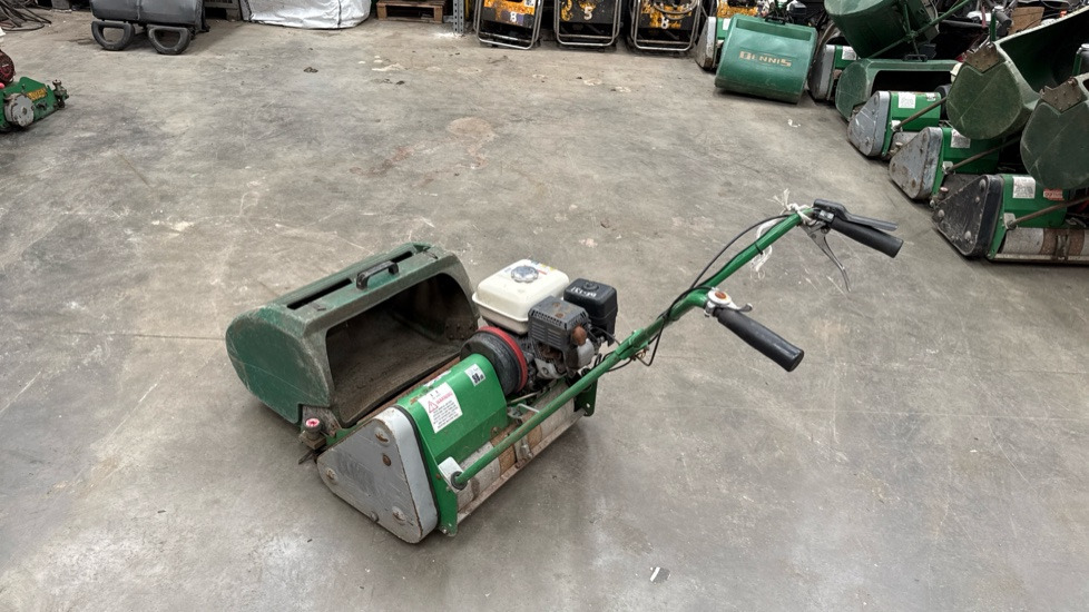 DENNIS FT510 PEDESTRIAN CYLINDER MOWER WITH 5K UNIT AND GRASS BOX - Garden mower: picture 4 DENNIS FT510 PEDESTRIAN CYLINDER MOWER WITH 5K UNIT AND GRASS BOX - Garden mower: picture 4