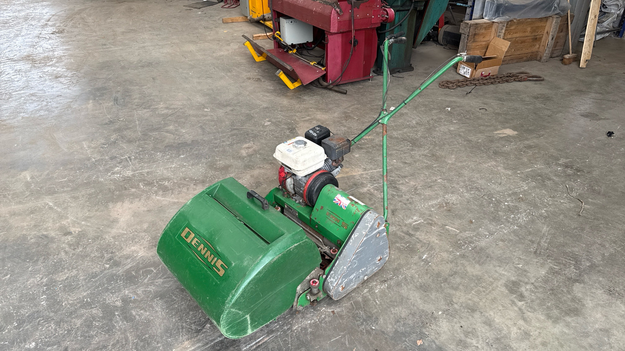 DENNIS FT510 PEDESTRIAN CYLINDER MOWER WITH 9K UNIT AND GRASS BOX - Garden mower: picture 2 DENNIS FT510 PEDESTRIAN CYLINDER MOWER WITH 9K UNIT AND GRASS BOX - Garden mower: picture 2