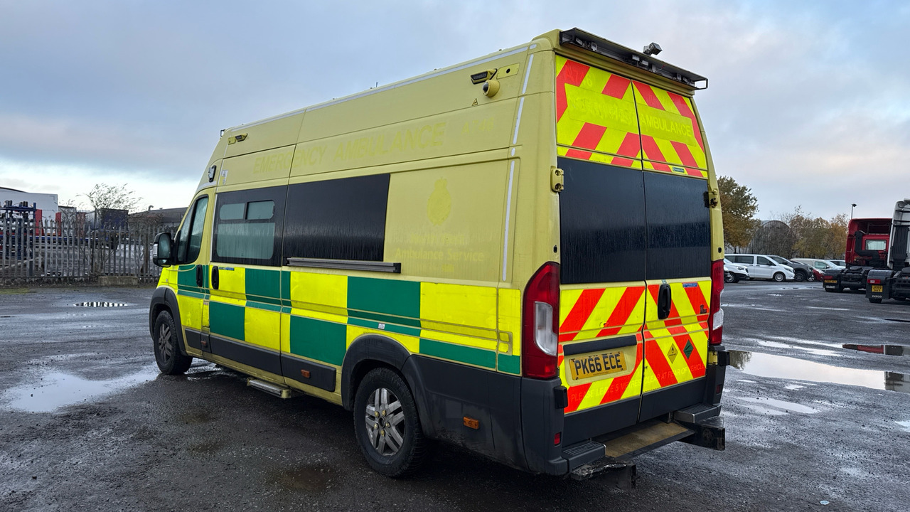 FIAT DUCATO 42 MULTIJET II - Ambulance: picture 3 FIAT DUCATO 42 MULTIJET II - Ambulance: picture 3