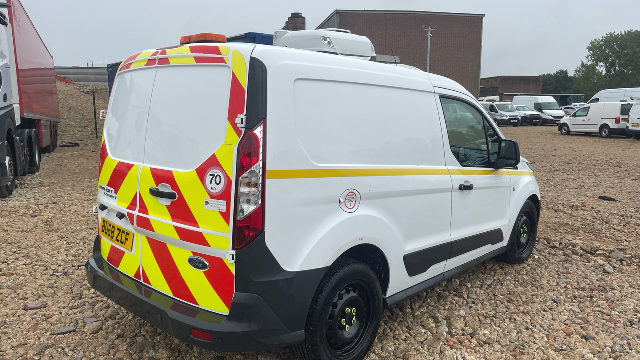 FORD TRANSIT CONNECT 200 1.5 TDCI 100PS - Small van: picture 4 FORD TRANSIT CONNECT 200 1.5 TDCI 100PS - Small van: picture 4