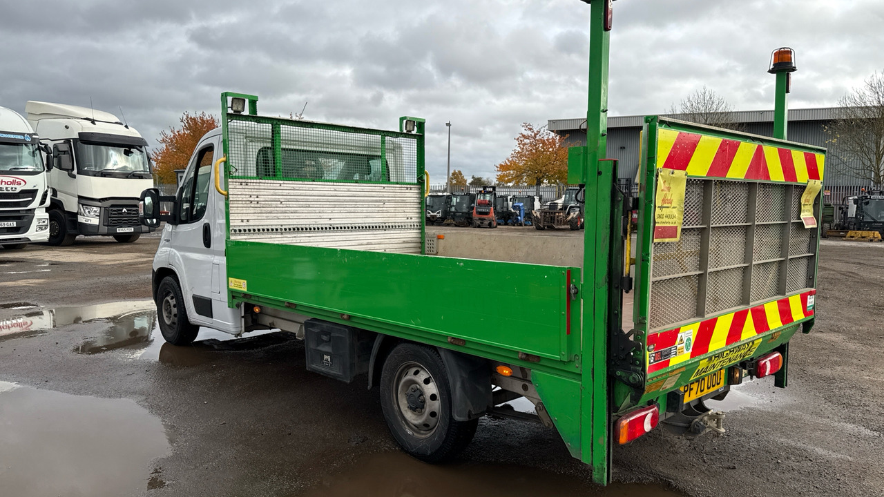 Fiat Ducato 35 MAXI 2.3 MULTIJET 140PS - Flatbed van: picture 3 Fiat Ducato 35 MAXI 2.3 MULTIJET 140PS - Flatbed van: picture 3