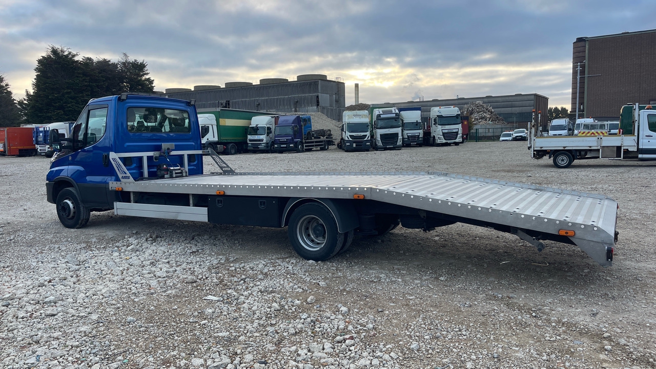 IVECO DAILY 72-210 - Autotransporter truck: picture 3 IVECO DAILY 72-210 - Autotransporter truck: picture 3