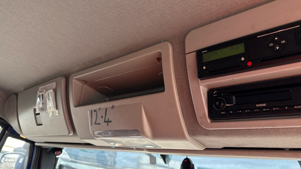 Curtainsider truck IVECO EUROCARGO  120-210: picture 16