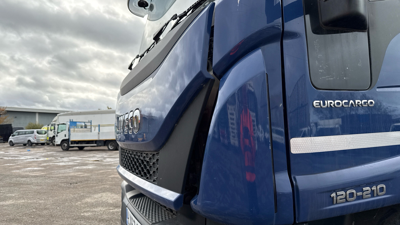 Curtainsider truck IVECO EUROCARGO  120-210: picture 20